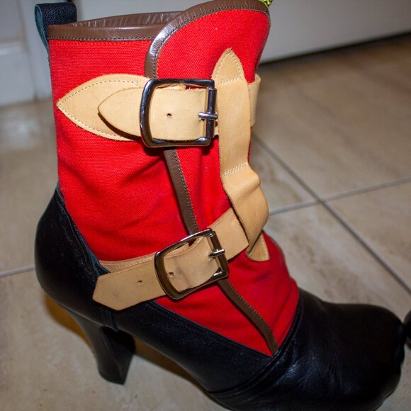 RARE Vintage Vivienne Westwood Bondage Boots Red/Black Size UK 8 S/S 2002 - Picture 5 of 8